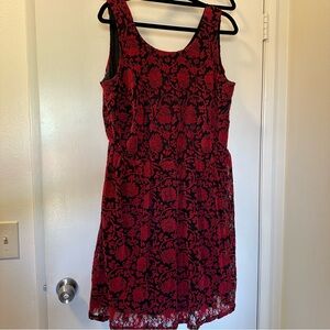 Elegant Red and Black Velvet Burnout Sleeveless Dress